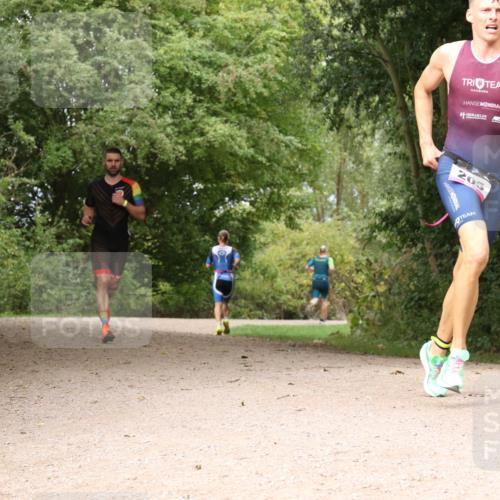30.08.2026 - Elbe Triathlon Hamburg Antke Förster http://msf.ph/oto/10094920 30.08.2026 09:52:38 Laufen 205 meine-sportfotos.de
