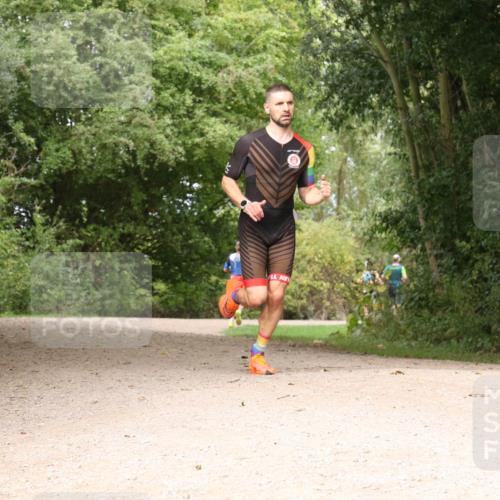 30.08.2026 - Elbe Triathlon Hamburg Antke Förster http://msf.ph/oto/10094924 30.08.2026 09:52:40 Laufen  meine-sportfotos.de