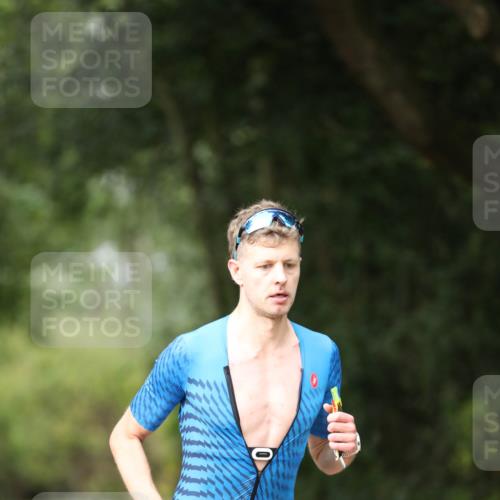 30.08.2026 - Elbe Triathlon Hamburg Antke Förster http://msf.ph/oto/10094937 30.08.2026 09:38:09 Laufen  meine-sportfotos.de