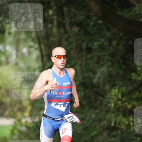 30.08.2026 - Elbe Triathlon Hamburg Antke Förster http://msf.ph/oto/10094953 30.08.2026 09:38:43 Laufen 203 meine-sportfotos.de