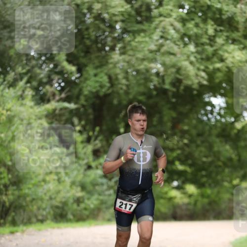30.08.2026 - Elbe Triathlon Hamburg Antke Förster http://msf.ph/oto/10094991 30.08.2026 09:41:33 Laufen 217 meine-sportfotos.de