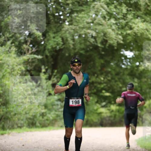 30.08.2026 - Elbe Triathlon Hamburg Antke Förster http://msf.ph/oto/10095001 30.08.2026 09:42:21 Laufen 198 meine-sportfotos.de