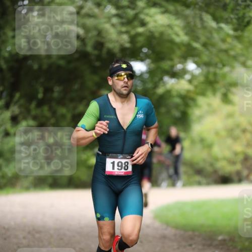 30.08.2026 - Elbe Triathlon Hamburg Antke Förster http://msf.ph/oto/10095005 30.08.2026 09:42:22 Laufen 198 meine-sportfotos.de