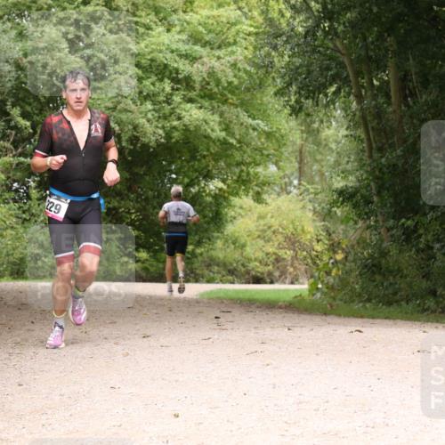 30.08.2026 - Elbe Triathlon Hamburg Antke Förster http://msf.ph/oto/10095008 30.08.2026 09:55:09 Laufen 229 meine-sportfotos.de