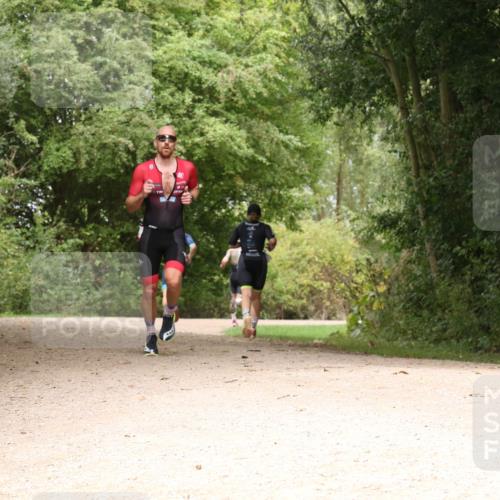 30.08.2026 - Elbe Triathlon Hamburg Antke Förster http://msf.ph/oto/10095048 30.08.2026 09:56:08 Laufen  meine-sportfotos.de