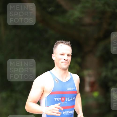 30.08.2026 - Elbe Triathlon Hamburg Antke Förster http://msf.ph/oto/10095075 30.08.2026 09:45:27 Laufen  meine-sportfotos.de