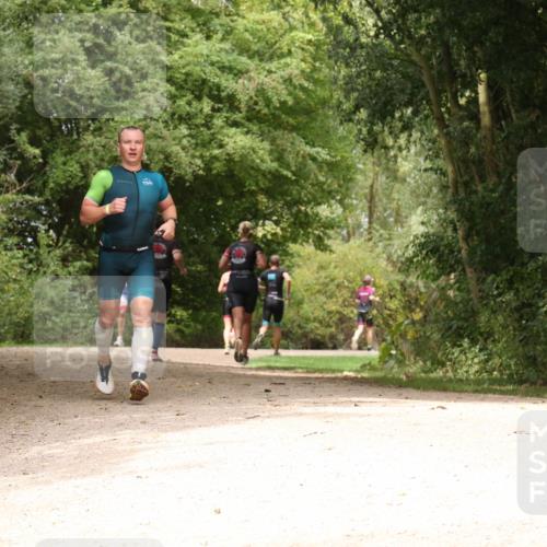 30.08.2026 - Elbe Triathlon Hamburg Antke Förster http://msf.ph/oto/10095080 30.08.2026 09:56:52 Laufen  meine-sportfotos.de