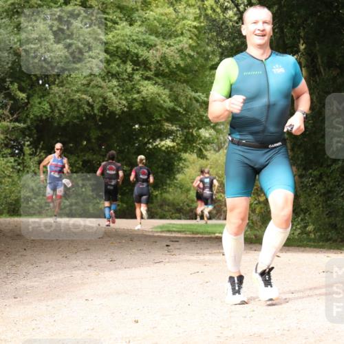 30.08.2026 - Elbe Triathlon Hamburg Antke Förster http://msf.ph/oto/10095086 30.08.2026 09:56:53 Laufen  meine-sportfotos.de