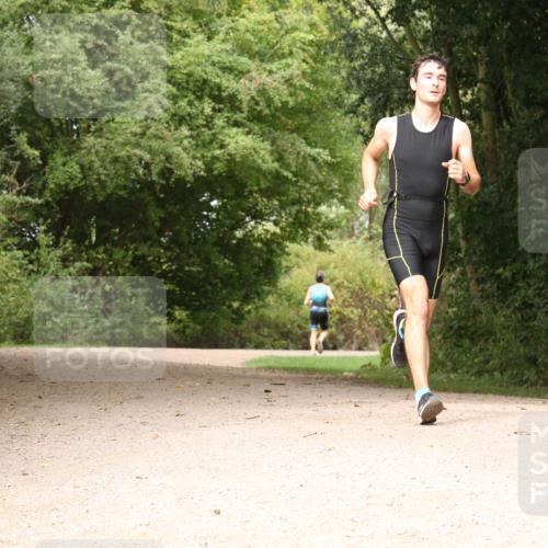 30.08.2026 - Elbe Triathlon Hamburg Antke Förster http://msf.ph/oto/10095120 30.08.2026 09:57:26 Laufen  meine-sportfotos.de