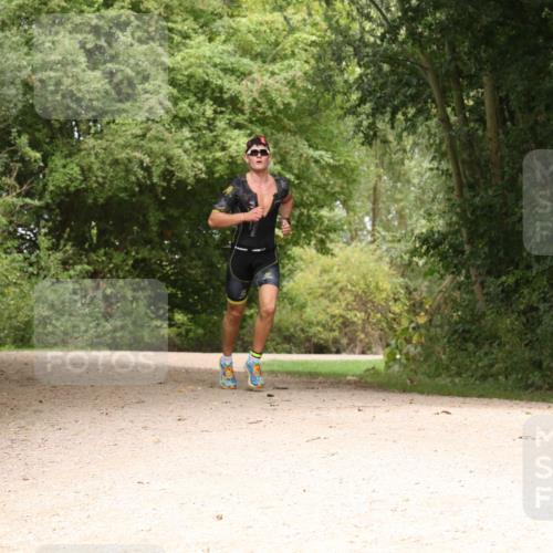 30.08.2026 - Elbe Triathlon Hamburg Antke Förster http://msf.ph/oto/10095124 30.08.2026 09:57:48 Laufen  meine-sportfotos.de