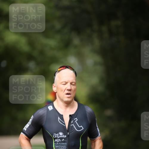 30.08.2026 - Elbe Triathlon Hamburg Antke Förster http://msf.ph/oto/10095199 30.08.2026 09:51:59 Laufen  meine-sportfotos.de