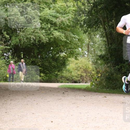 30.08.2026 - Elbe Triathlon Hamburg Antke Förster http://msf.ph/oto/10095300 30.08.2026 10:03:14 Laufen  meine-sportfotos.de