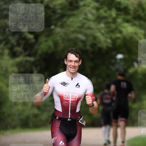 30.08.2026 - Elbe Triathlon Hamburg Antke Förster http://msf.ph/oto/10095303 30.08.2026 09:54:58 Laufen  meine-sportfotos.de