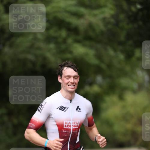 30.08.2026 - Elbe Triathlon Hamburg Antke Förster http://msf.ph/oto/10095305 30.08.2026 09:54:58 Laufen  meine-sportfotos.de