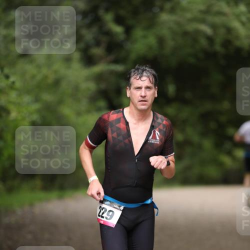 30.08.2026 - Elbe Triathlon Hamburg Antke Förster http://msf.ph/oto/10095313 30.08.2026 09:55:09 Laufen 229 meine-sportfotos.de