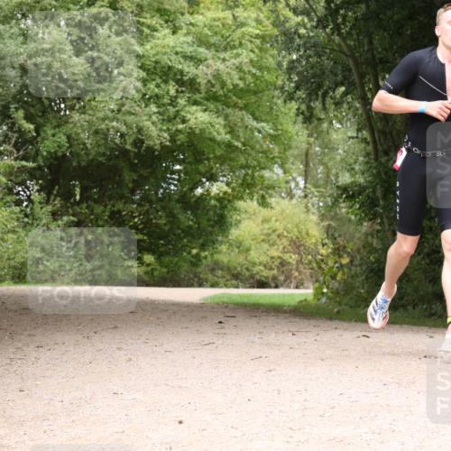 30.08.2026 - Elbe Triathlon Hamburg Antke Förster http://msf.ph/oto/10095336 30.08.2026 10:04:04 Laufen  meine-sportfotos.de