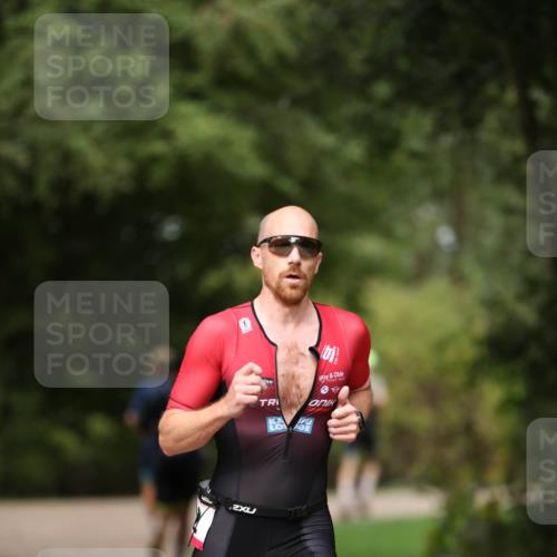 30.08.2026 - Elbe Triathlon Hamburg Antke Förster http://msf.ph/oto/10095357 30.08.2026 09:56:09 Laufen  meine-sportfotos.de