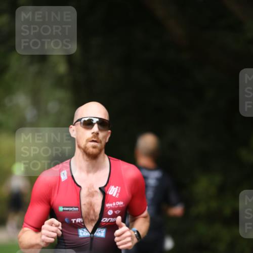 30.08.2026 - Elbe Triathlon Hamburg Antke Förster http://msf.ph/oto/10095359 30.08.2026 09:56:10 Laufen  meine-sportfotos.de