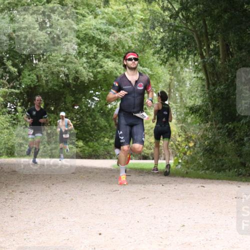 30.08.2026 - Elbe Triathlon Hamburg Antke Förster http://msf.ph/oto/10095374 30.08.2026 10:05:17 Laufen  meine-sportfotos.de