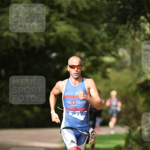 30.08.2026 - Elbe Triathlon Hamburg Antke Förster http://msf.ph/oto/10095397 30.08.2026 09:56:58 Laufen  meine-sportfotos.de