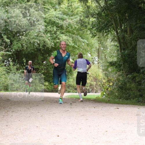 30.08.2026 - Elbe Triathlon Hamburg Antke Förster http://msf.ph/oto/10095398 30.08.2026 10:05:36 Laufen  meine-sportfotos.de