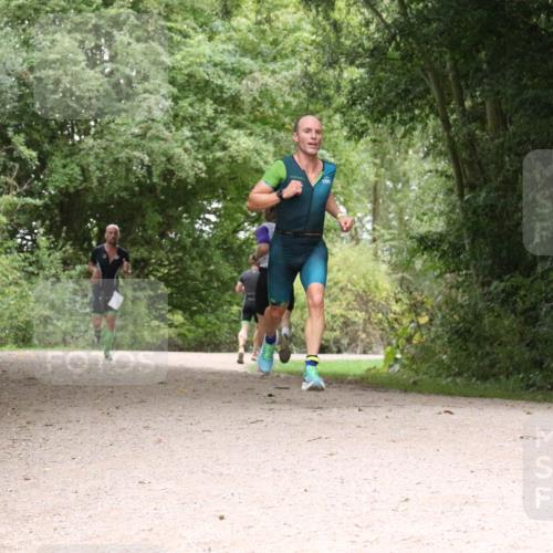 30.08.2026 - Elbe Triathlon Hamburg Antke Förster http://msf.ph/oto/10095400 30.08.2026 10:05:36 Laufen  meine-sportfotos.de