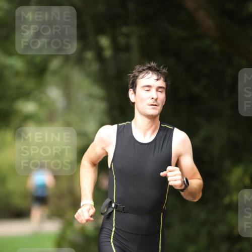 30.08.2026 - Elbe Triathlon Hamburg Antke Förster http://msf.ph/oto/10095425 30.08.2026 09:57:27 Laufen  meine-sportfotos.de