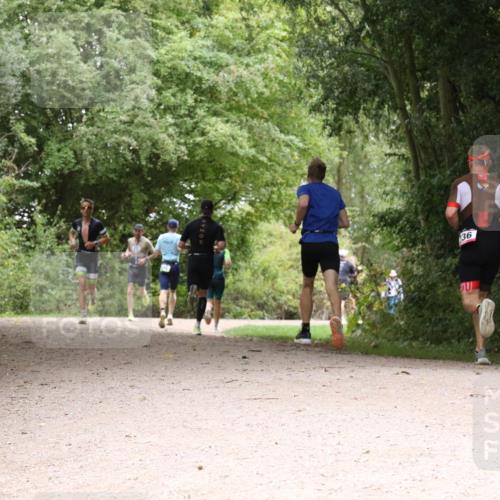 30.08.2026 - Elbe Triathlon Hamburg Antke Förster http://msf.ph/oto/10095460 30.08.2026 10:06:27 Laufen 36 meine-sportfotos.de