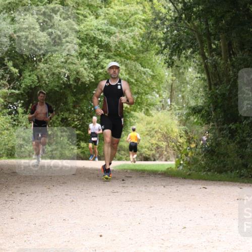 30.08.2026 - Elbe Triathlon Hamburg Antke Förster http://msf.ph/oto/10095504 30.08.2026 10:07:33 Laufen  meine-sportfotos.de