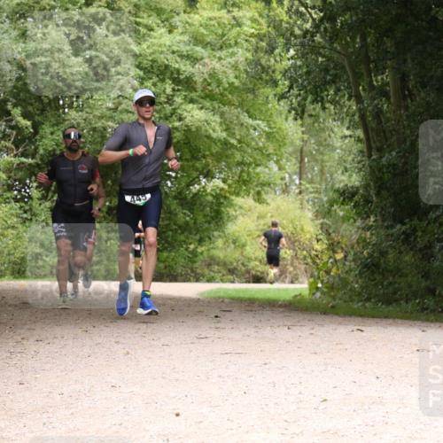 30.08.2026 - Elbe Triathlon Hamburg Antke Förster http://msf.ph/oto/10095532 30.08.2026 10:07:46 Laufen 449 meine-sportfotos.de
