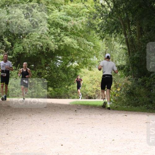 30.08.2026 - Elbe Triathlon Hamburg Antke Förster http://msf.ph/oto/10095542 30.08.2026 10:07:51 Laufen 269 meine-sportfotos.de