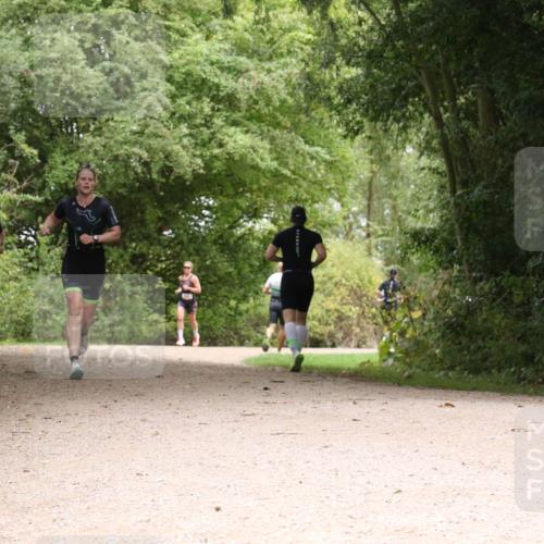 30.08.2026 - Elbe Triathlon Hamburg Antke Förster http://msf.ph/oto/10095560 30.08.2026 10:08:03 Laufen 181 meine-sportfotos.de