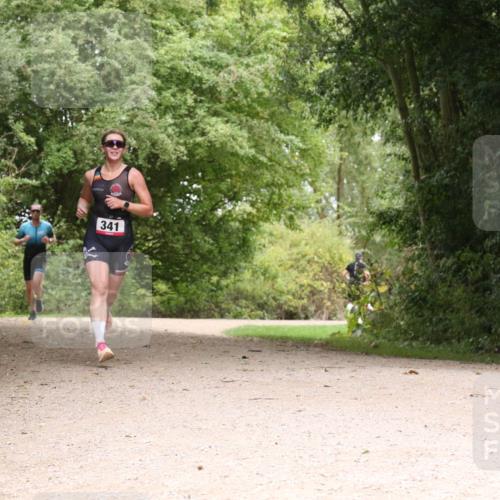 30.08.2026 - Elbe Triathlon Hamburg Antke Förster http://msf.ph/oto/10095574 30.08.2026 10:08:11 Laufen 341 meine-sportfotos.de