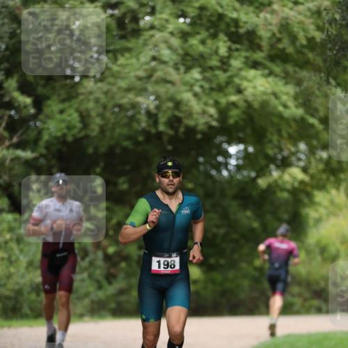 30.08.2026 - Elbe Triathlon Hamburg Antke Förster http://msf.ph/oto/10095575 30.08.2026 10:02:23 Laufen 198 meine-sportfotos.de