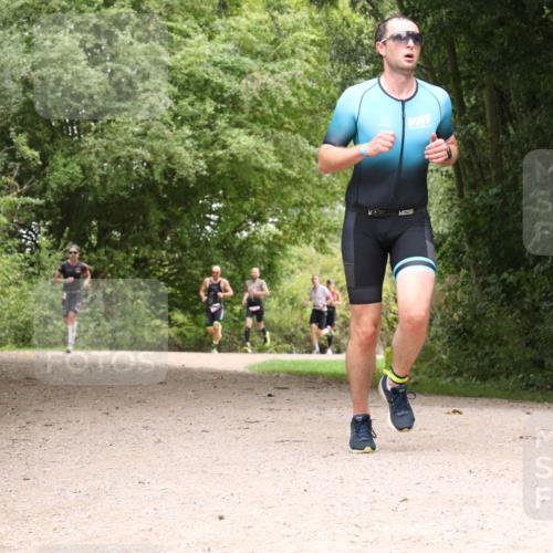 30.08.2026 - Elbe Triathlon Hamburg Antke Förster http://msf.ph/oto/10095588 30.08.2026 10:08:19 Laufen  meine-sportfotos.de