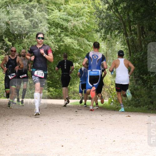 30.08.2026 - Elbe Triathlon Hamburg Antke Förster http://msf.ph/oto/10095596 30.08.2026 10:08:27 Laufen 221, 338 meine-sportfotos.de