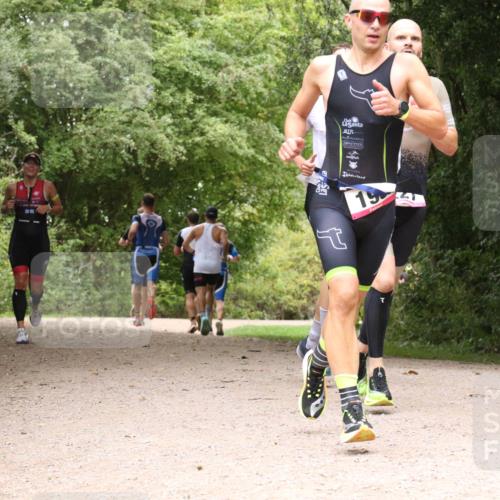 30.08.2026 - Elbe Triathlon Hamburg Antke Förster http://msf.ph/oto/10095604 30.08.2026 10:08:30 Laufen 1944 meine-sportfotos.de