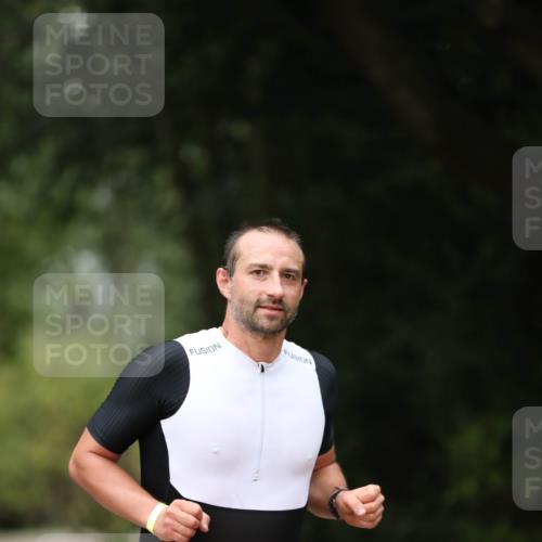30.08.2026 - Elbe Triathlon Hamburg Antke Förster http://msf.ph/oto/10095617 30.08.2026 10:03:40 Laufen 208 meine-sportfotos.de