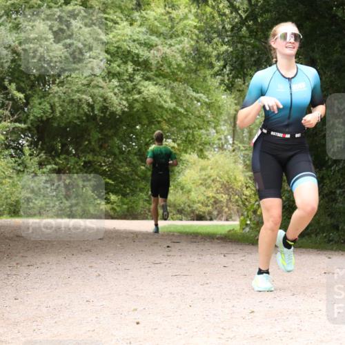 30.08.2026 - Elbe Triathlon Hamburg Antke Förster http://msf.ph/oto/10095628 30.08.2026 10:08:50 Laufen  meine-sportfotos.de
