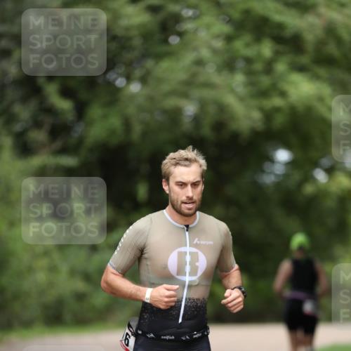 30.08.2026 - Elbe Triathlon Hamburg Antke Förster http://msf.ph/oto/10095649 30.08.2026 10:04:22 Laufen 6 meine-sportfotos.de