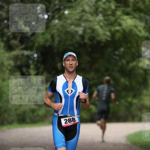 30.08.2026 - Elbe Triathlon Hamburg Antke Förster http://msf.ph/oto/10095657 30.08.2026 10:04:40 Laufen 288 meine-sportfotos.de