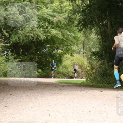 30.08.2026 - Elbe Triathlon Hamburg Antke Förster http://msf.ph/oto/10095686 30.08.2026 10:10:05 Laufen  meine-sportfotos.de