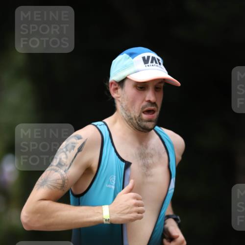 30.08.2026 - Elbe Triathlon Hamburg Antke Förster http://msf.ph/oto/10095699 30.08.2026 10:05:27 Laufen 207 meine-sportfotos.de