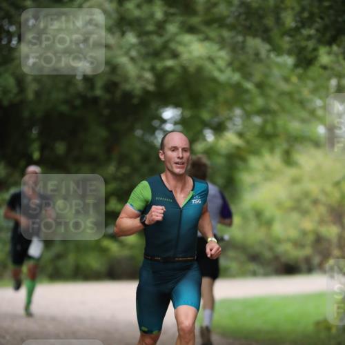 30.08.2026 - Elbe Triathlon Hamburg Antke Förster http://msf.ph/oto/10095703 30.08.2026 10:05:36 Laufen  meine-sportfotos.de