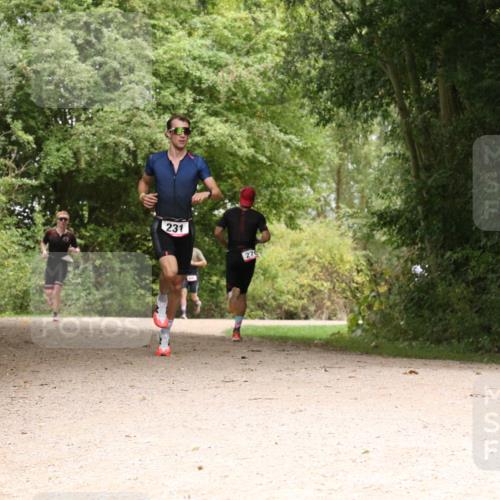 30.08.2026 - Elbe Triathlon Hamburg Antke Förster http://msf.ph/oto/10095708 30.08.2026 10:10:39 Laufen 231, 27 meine-sportfotos.de