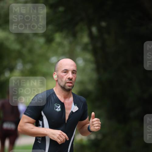 30.08.2026 - Elbe Triathlon Hamburg Antke Förster http://msf.ph/oto/10095715 30.08.2026 10:05:42 Laufen  meine-sportfotos.de