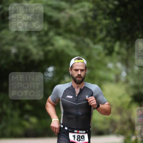 30.08.2026 - Elbe Triathlon Hamburg Antke Förster http://msf.ph/oto/10095723 30.08.2026 10:06:01 Laufen 189 meine-sportfotos.de