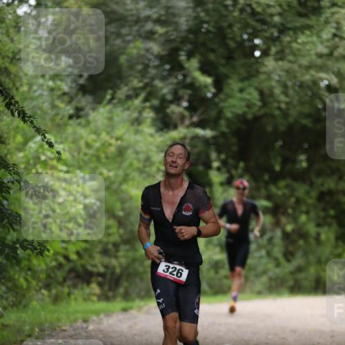 30.08.2026 - Elbe Triathlon Hamburg Antke Förster http://msf.ph/oto/10095743 30.08.2026 10:06:18 Laufen 326 meine-sportfotos.de