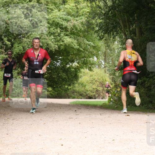 30.08.2026 - Elbe Triathlon Hamburg Antke Förster http://msf.ph/oto/10095782 30.08.2026 10:11:28 Laufen 294 meine-sportfotos.de