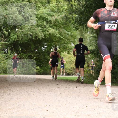 30.08.2026 - Elbe Triathlon Hamburg Antke Förster http://msf.ph/oto/10095798 30.08.2026 10:11:36 Laufen 227 meine-sportfotos.de